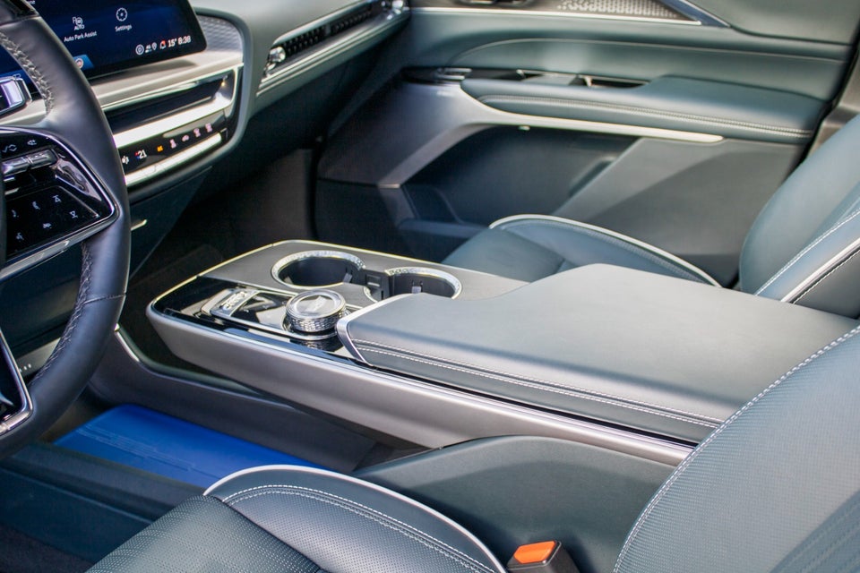 Cadillac Lyriq 600 E4 Sport AWD 5d