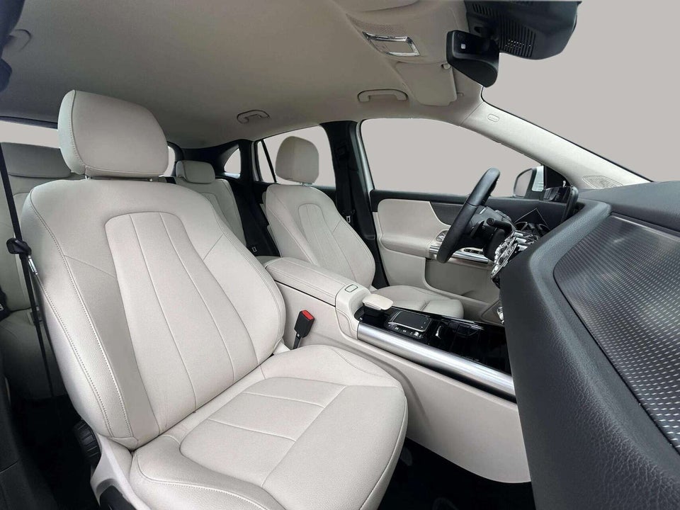 Mercedes EQB250 Progressive 5d