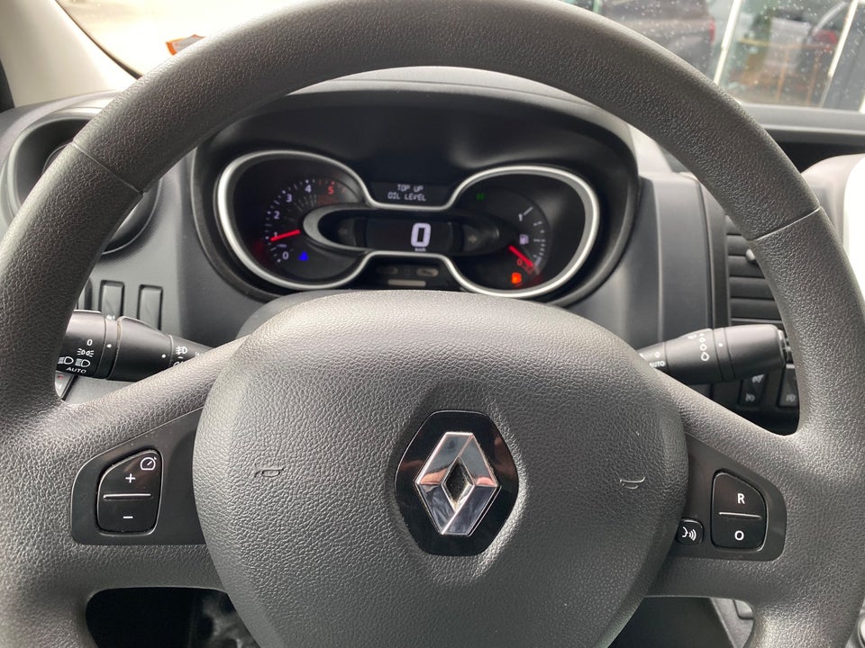 Renault Trafic T29 2,0 dCi 120 L2H1