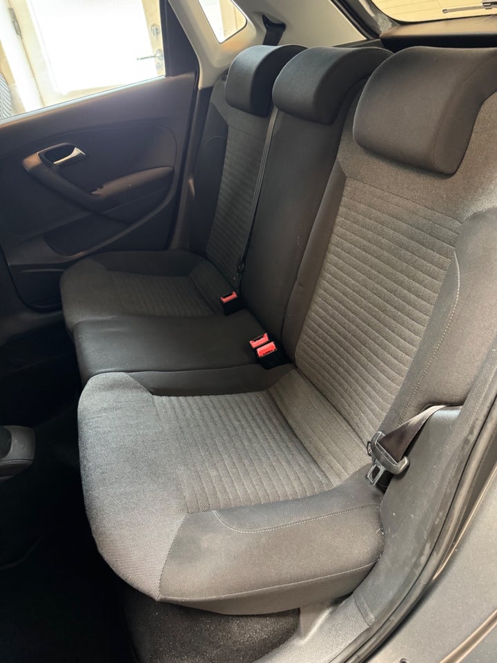 VW Polo 1,6 TDi 90 Comfortline 5d