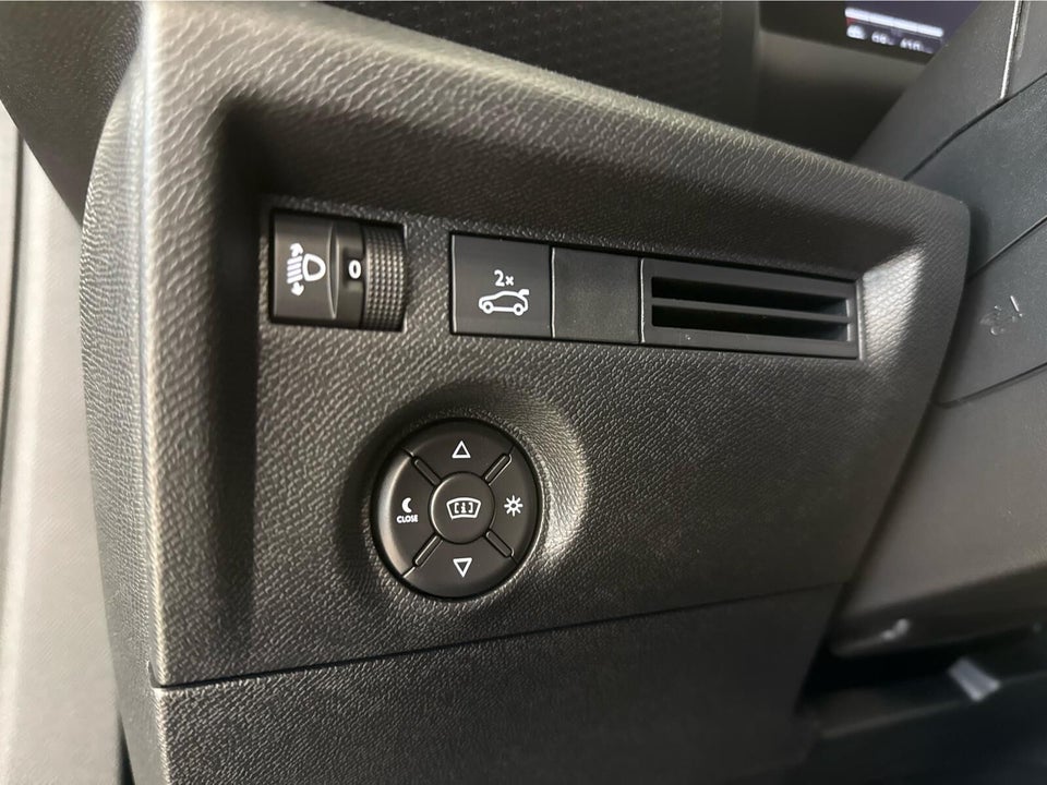 Citroën ë-C4 X 54 Shine 4d