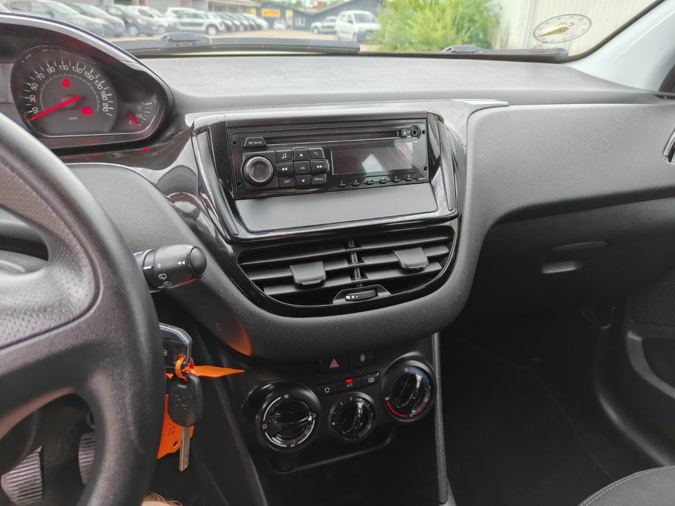 Peugeot 208 1,0 VTi Access Air 5d