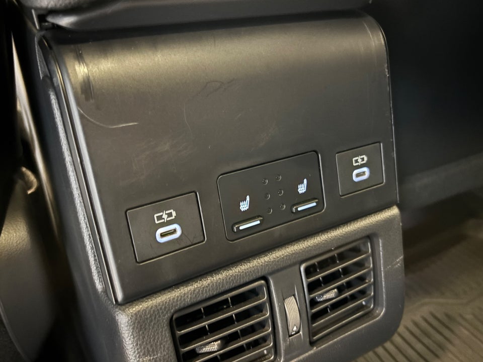 Toyota bZ4X Executive 5d