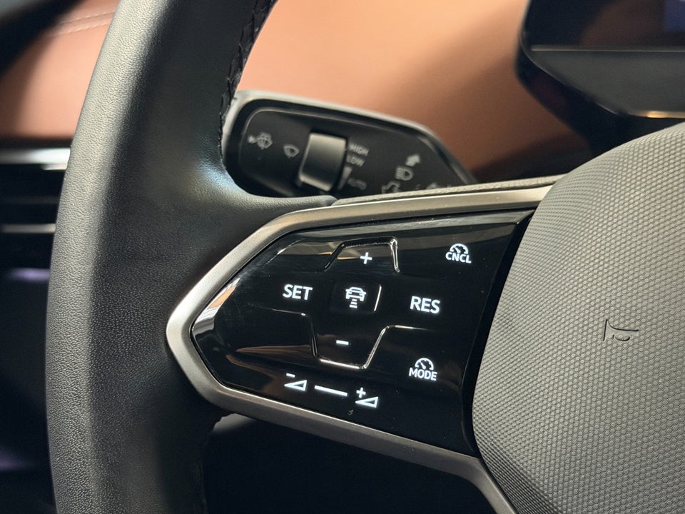 VW ID.5 77 Style 5d