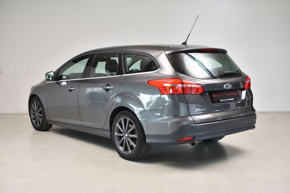 Ford Focus 1,5 TDCi 120 Business stc. 5d