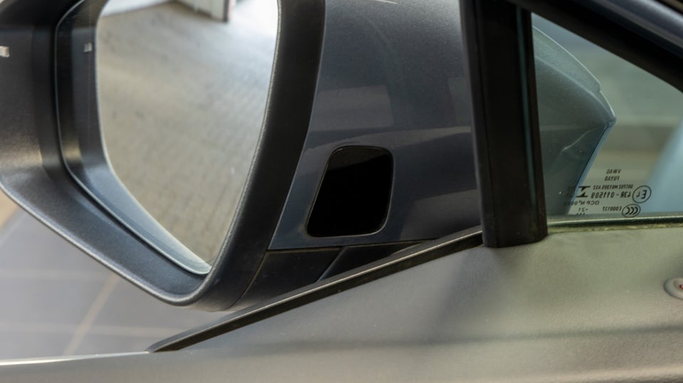 Audi Q4 e-tron 40 S-line 5d