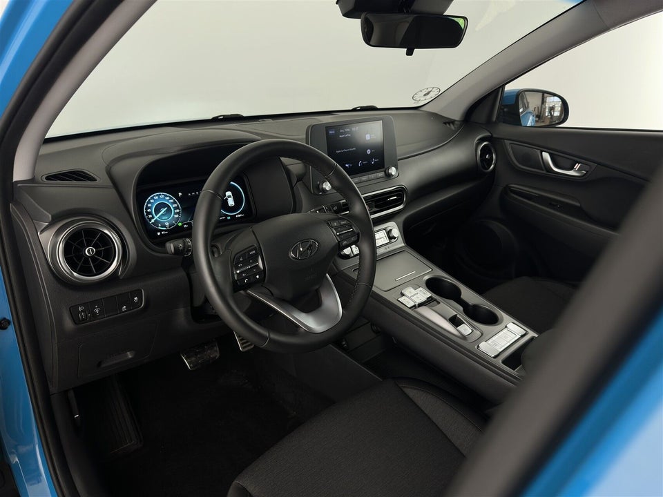 Hyundai Kona 39 EV Essential 5d