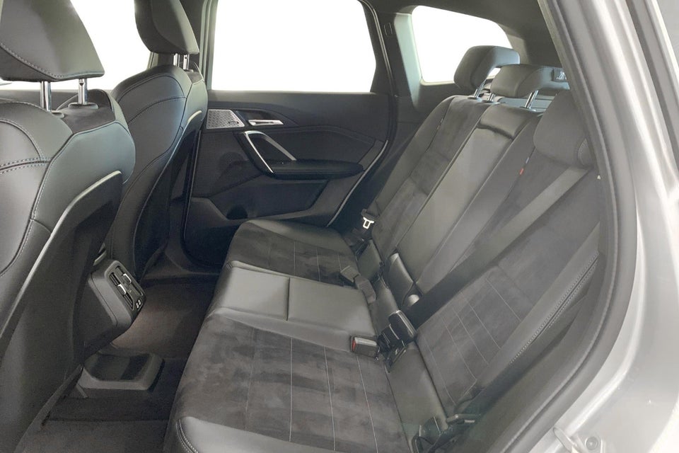 BMW iX1 eDrive20 Fully Charged M-Sport 5d