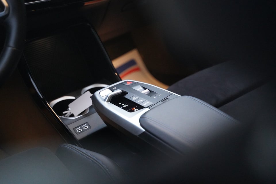 BMW iX2 eDrive20 M-Sport 5d