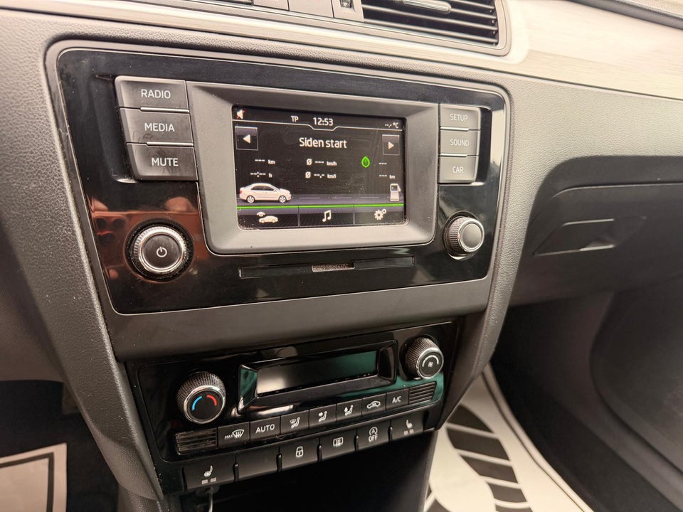 Skoda Rapid 1,2 TSi 90 Ambition DSG 5d