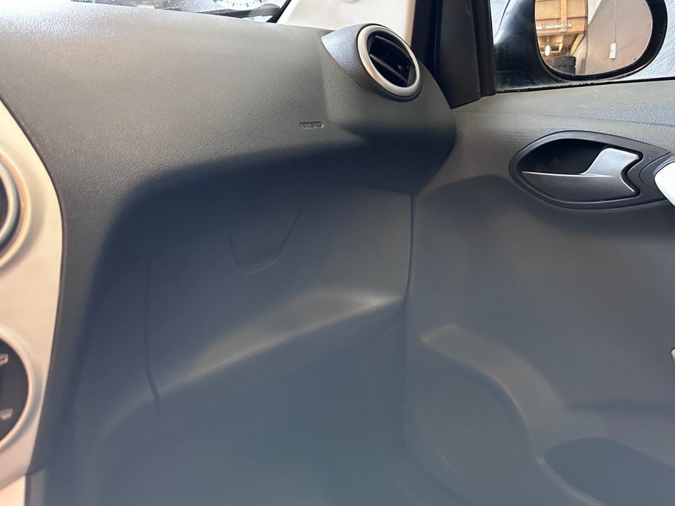 Ford Ka 1,2 Titanium 3d