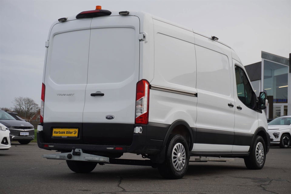 Ford Transit 350 L2 Van 2,0 TDCi 130 Trend H2 RWD