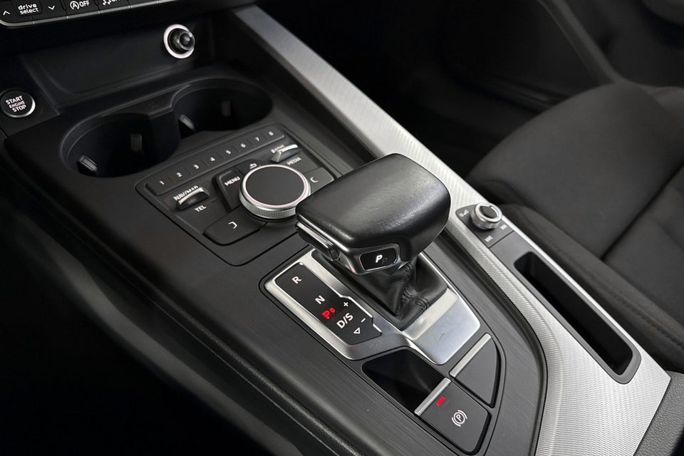 Audi A4 40 TFSi Sport Prestige Tour Avant S-tr. 5d