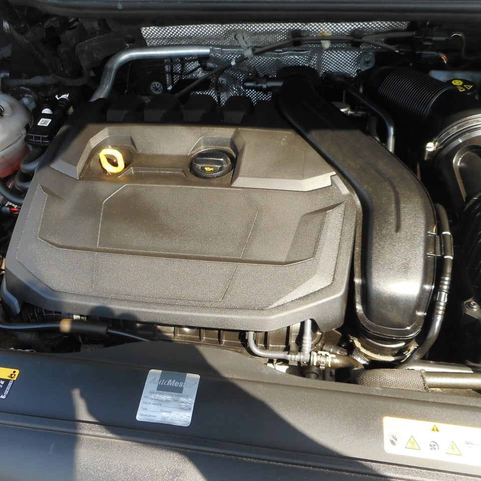 VW Touran 1,5 TSi 150 Comfortline 7prs 5d