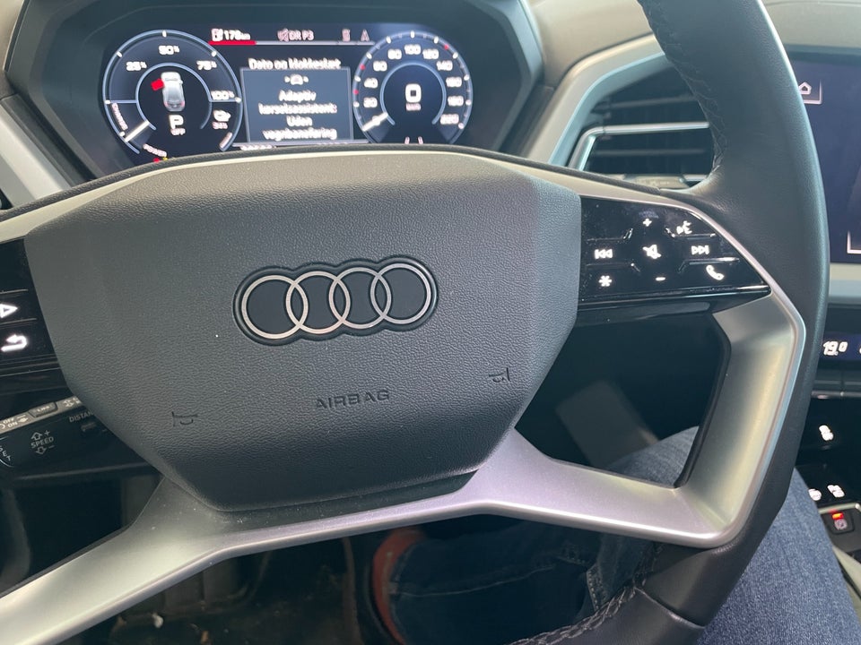 Audi Q4 e-tron 45 S-line 5d