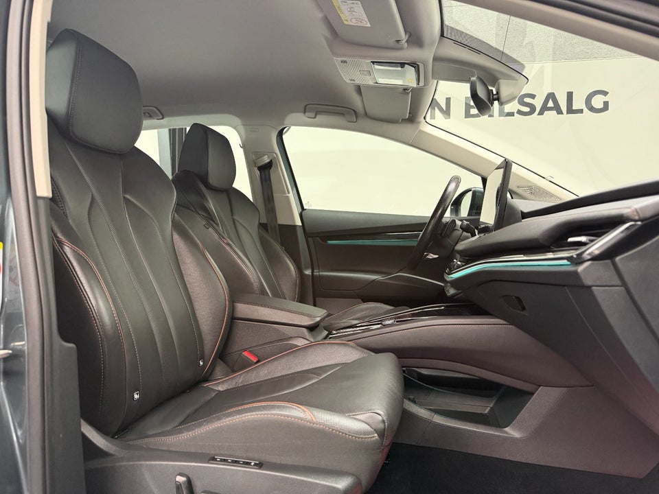 Skoda Enyaq 60 iV Suite 5d