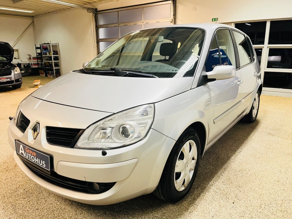 Renault Scenic II 2,0 Dynamique Sport 5d