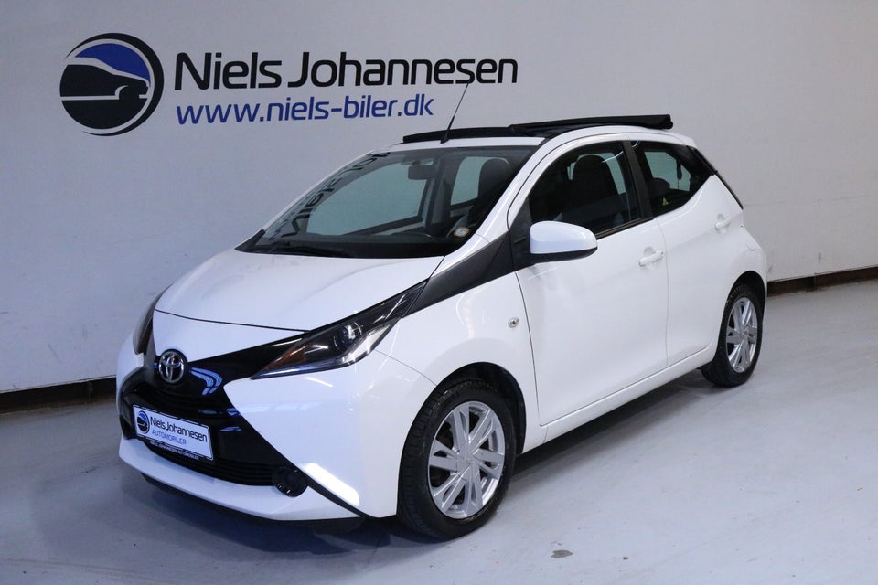 Toyota Aygo 1,0 VVT-i x-sky 5d