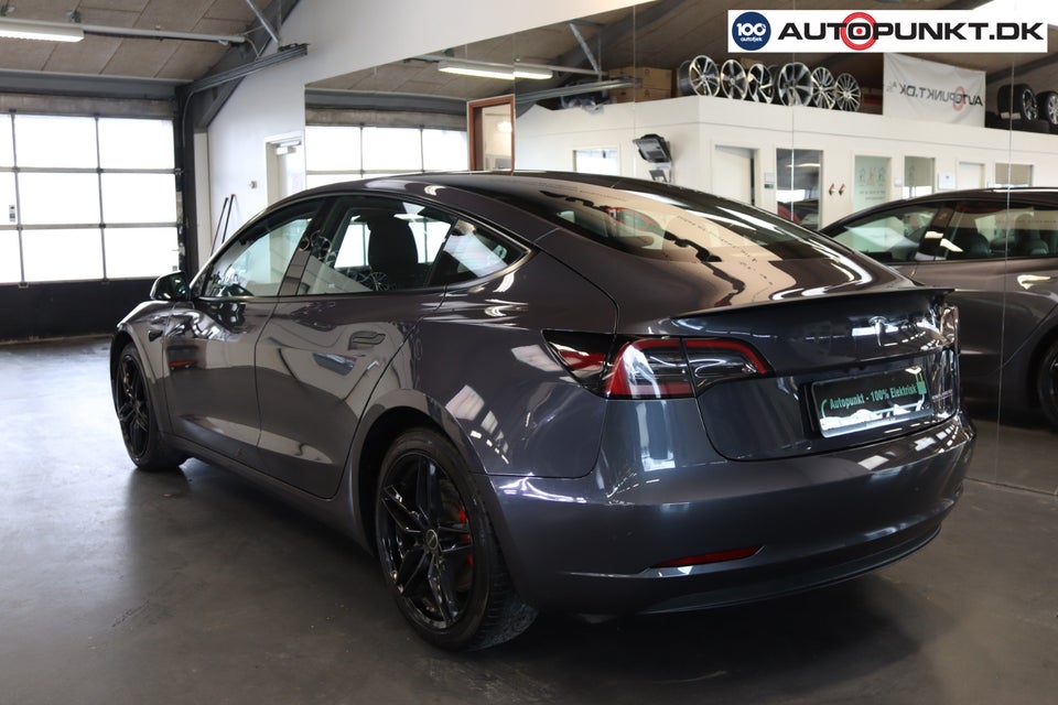 Tesla Model 3 Performance AWD 4d
