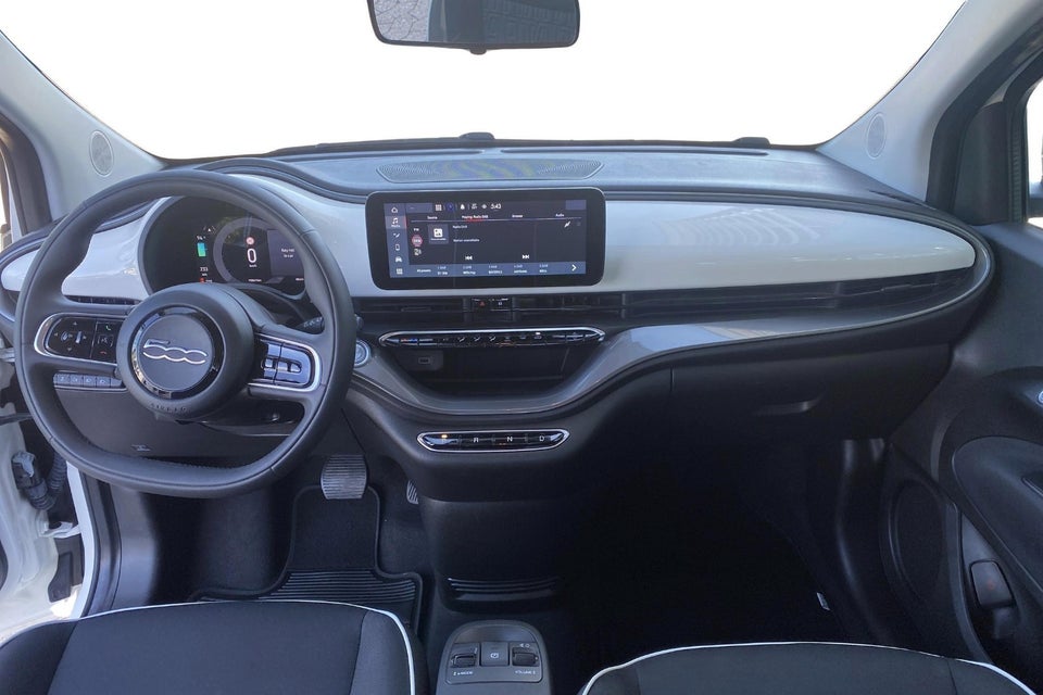 Fiat 500e 42 Icon 3d