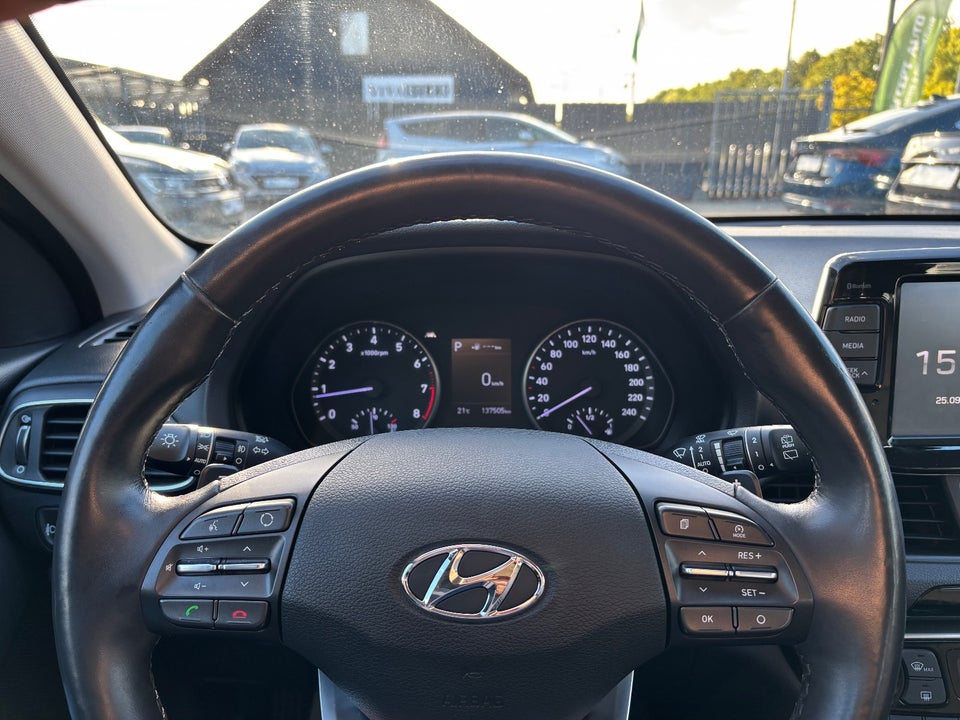 Hyundai i30 1,4 T-GDi Trend stc. DCT 5d