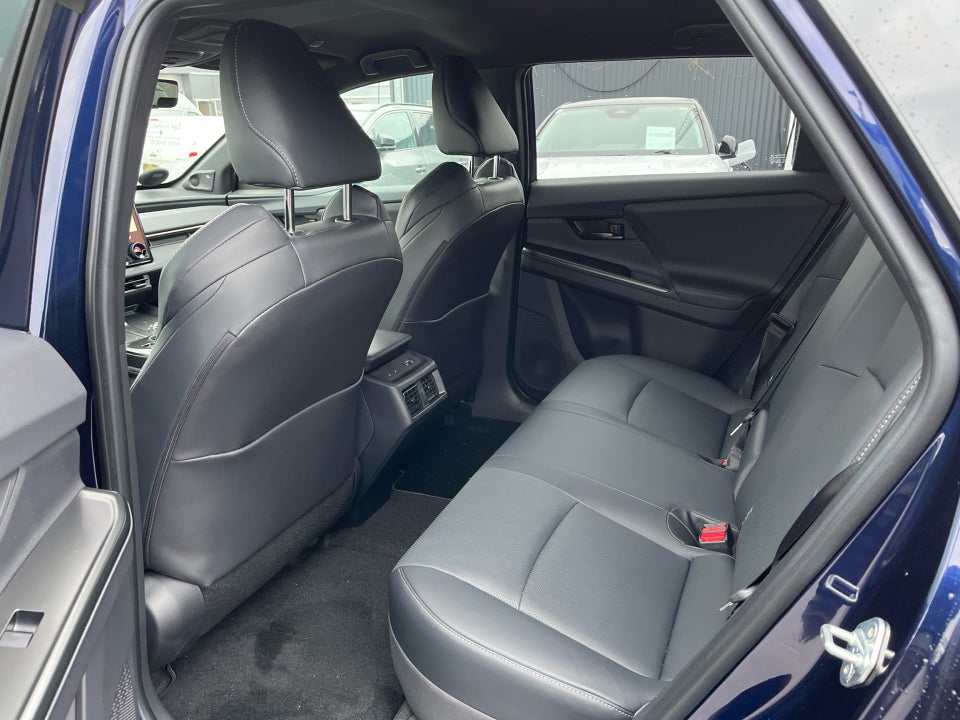 Toyota bZ4X 73 Executive 5d