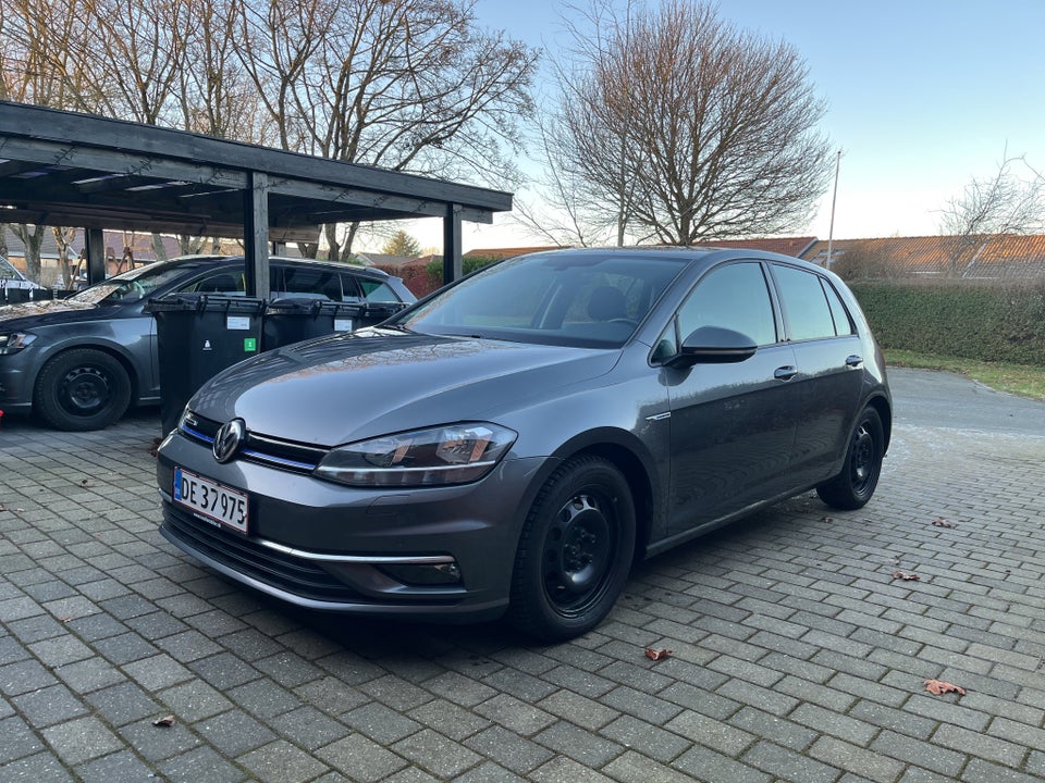 VW Golf VII 1,5 TSi 130 Comfortline 5d