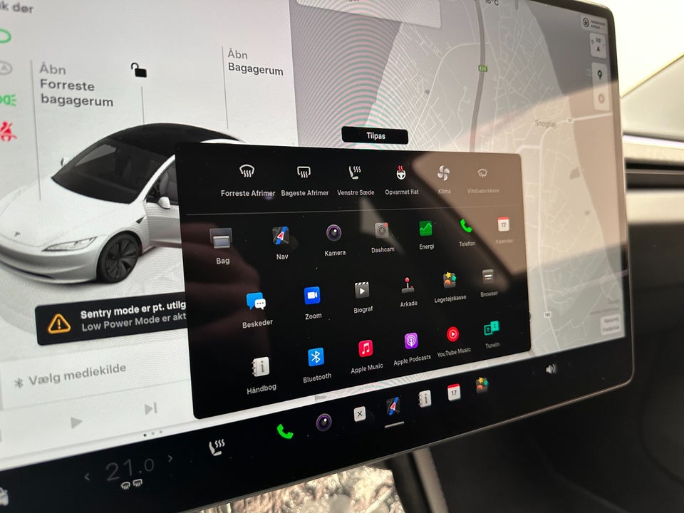 Tesla Model 3 Long Range AWD 4d