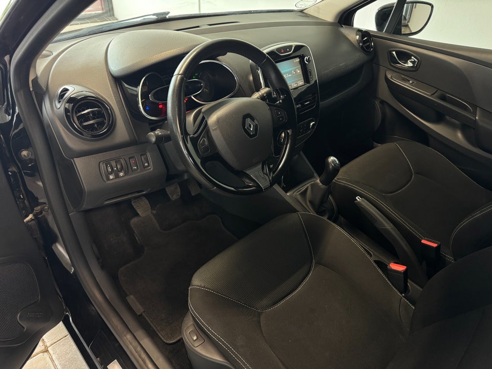 Renault Clio IV 0,9 TCe 90 Dynamique Sport Tourer 5d