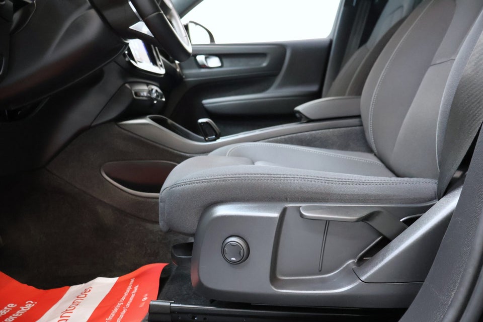 Volvo XC40 P6 ReCharge Core 5d