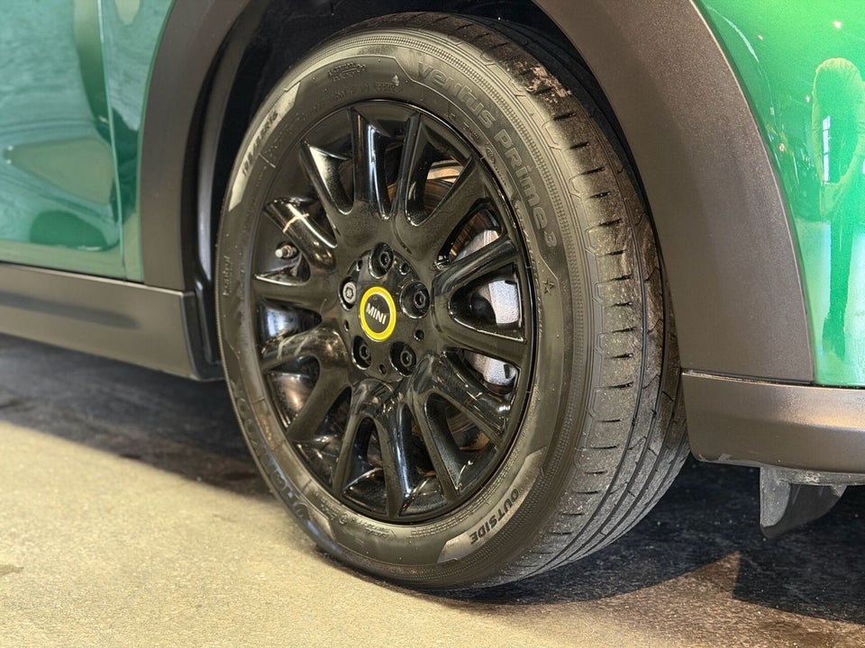 MINI Cooper SE Classic Trim 3d