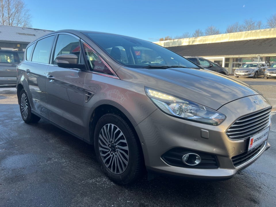 Ford S-MAX 1,5 EcoBoost Titanium 5d