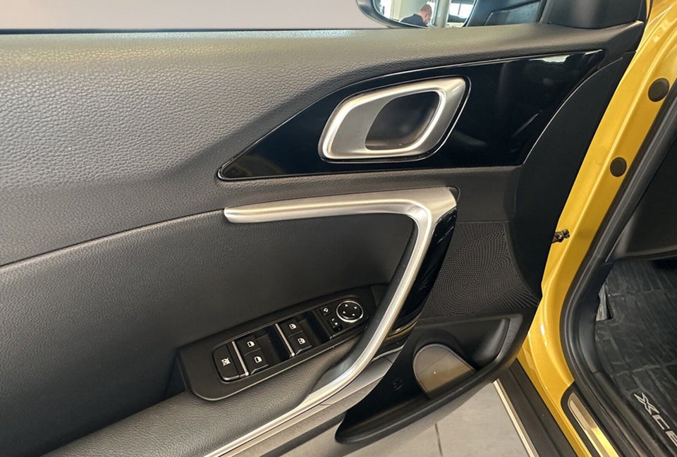 Kia XCeed 1,6 PHEV Upgrade Intro DCT 5d