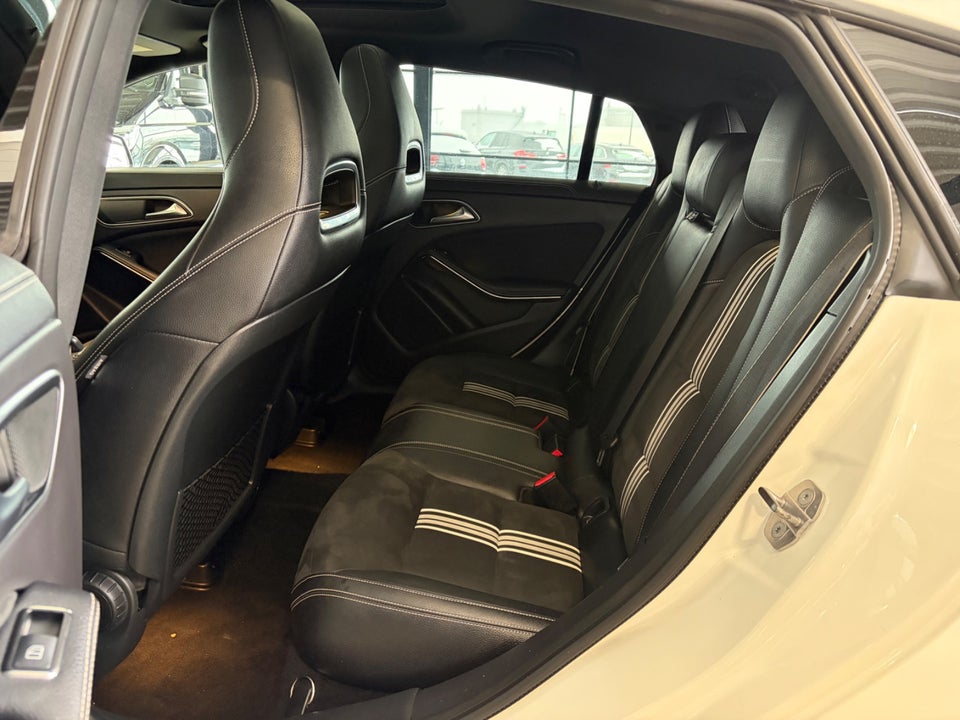 Mercedes CLA200 1,6 AMG Line Shooting Brake aut. 5d