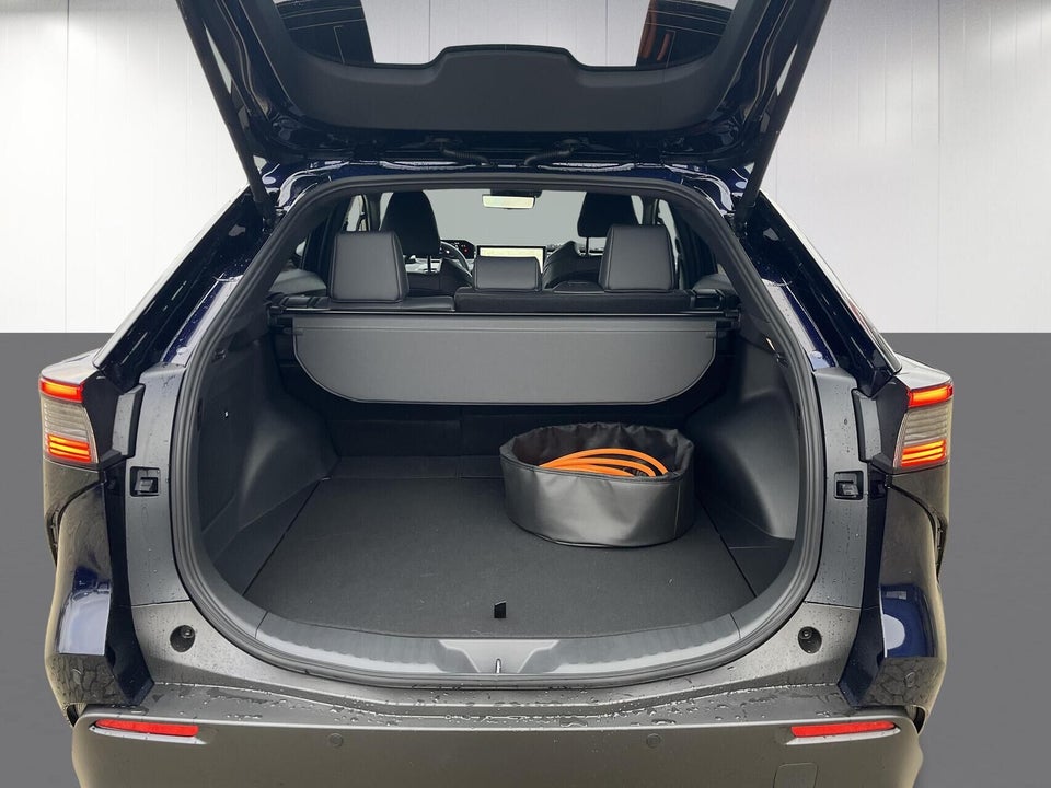 Toyota bZ4X 73 Executive AWD 5d