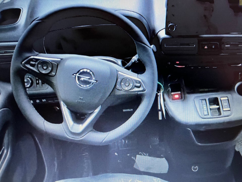 Opel Combo-e Life 50 Ultimate L2 7prs 5d