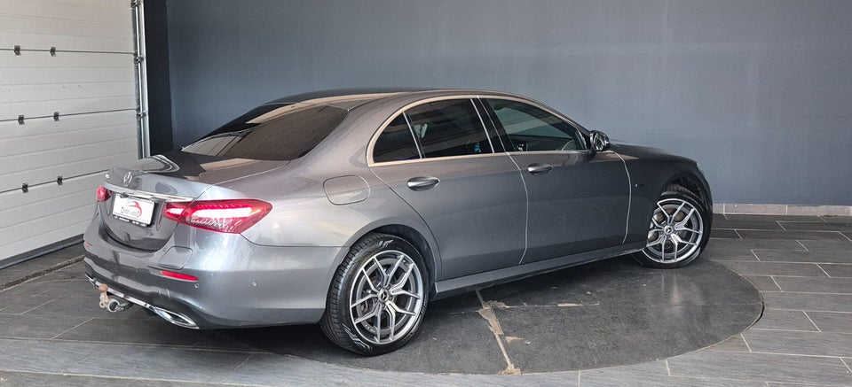 Mercedes E300 de 2,0 AMG Line aut. 4d
