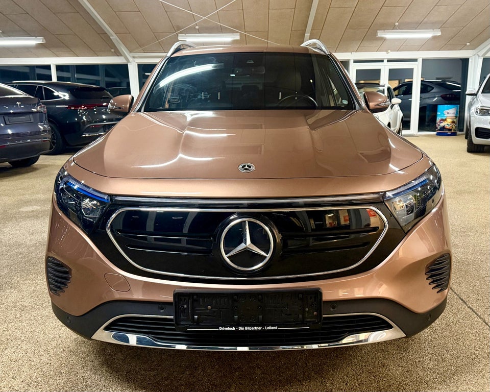 Mercedes EQB300 4Matic 7prs 5d