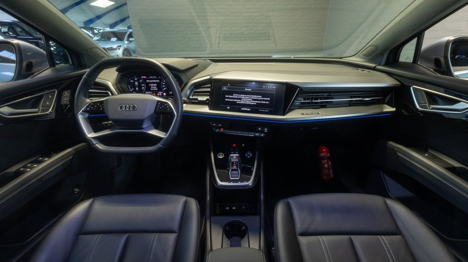 Audi Q4 e-tron 40 S-line 5d