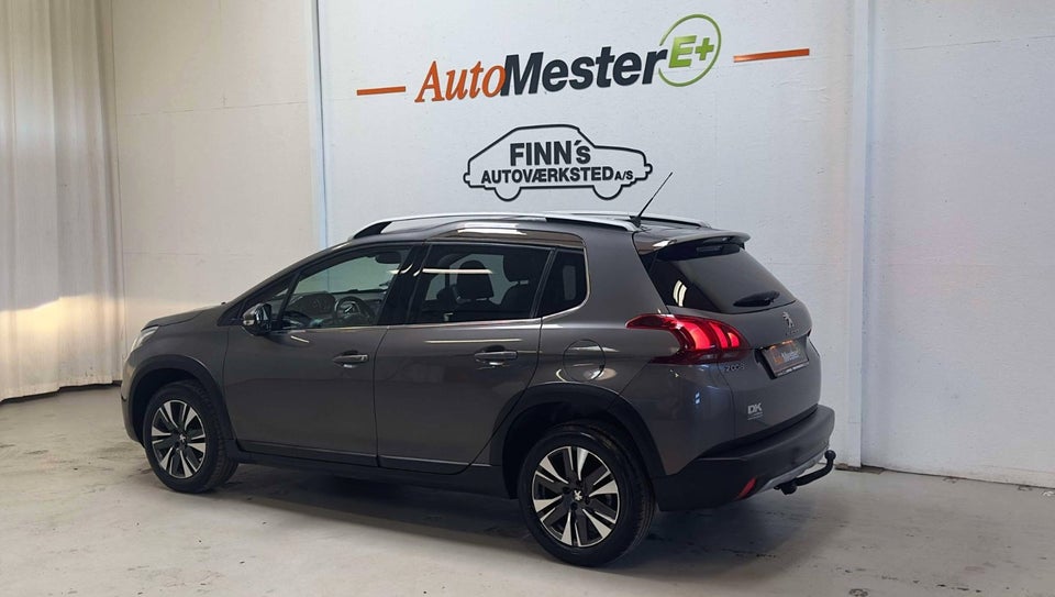 Peugeot 2008 1,5 BlueHDi 100 Prestige Sky 5d