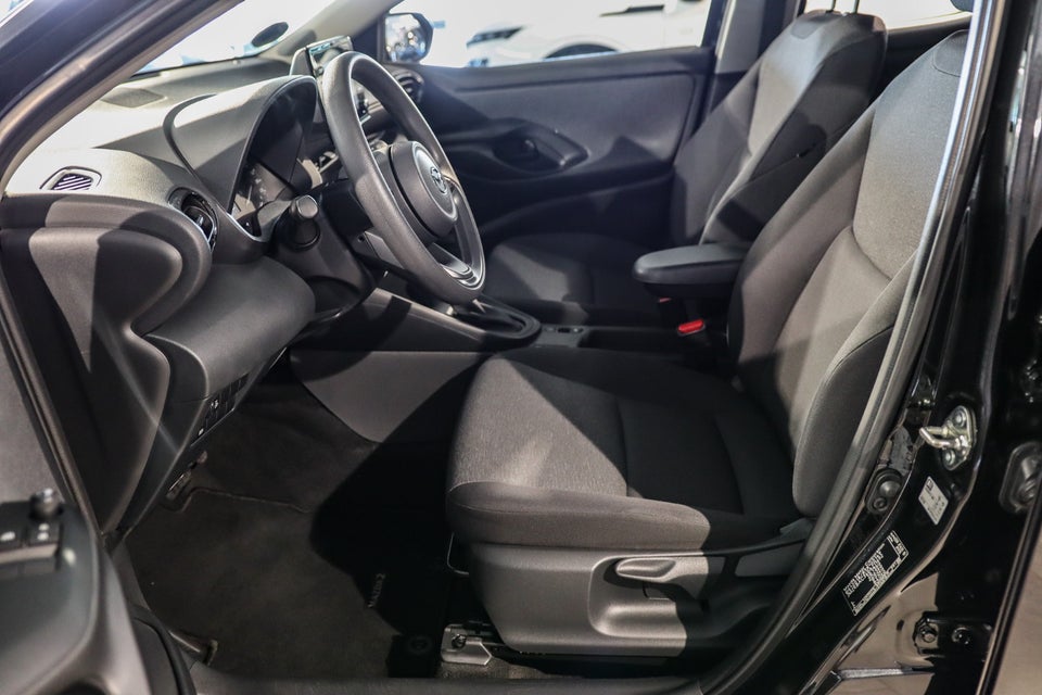 Mazda 2 1,5 Hybrid Pure CVT 5d