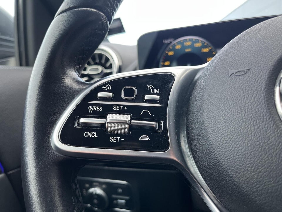 Mercedes EQA250 Progressive 5d