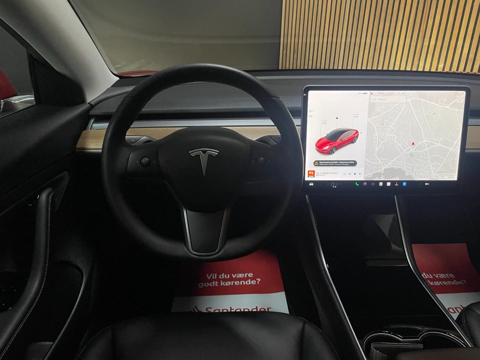 Tesla Model 3 Standard Range+ RWD 4d