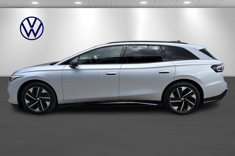 VW ID.7 77 Style+ Tourer 5d