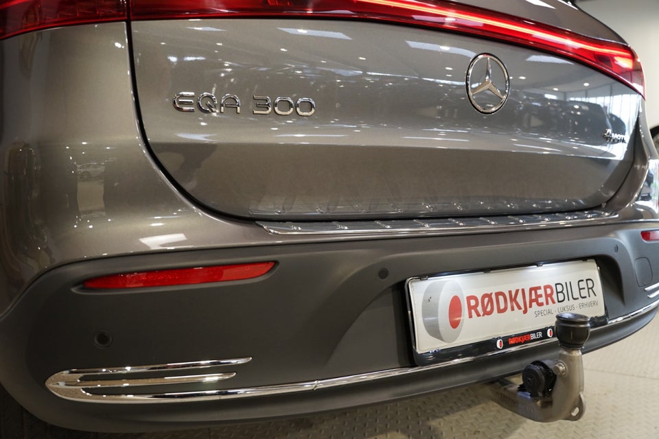 Mercedes EQA300 Electric Art 4Matic 5d