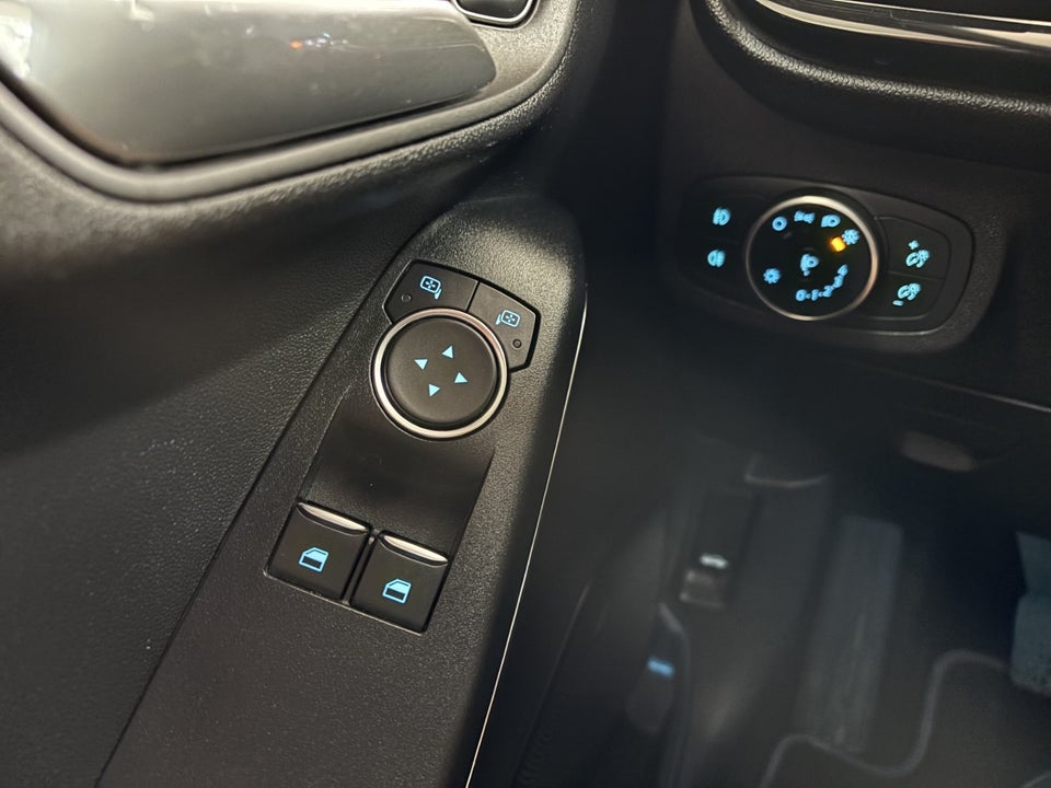 Ford Fiesta 1,0 EcoBoost Titanium 5d