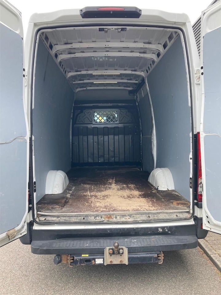 Iveco Daily 3,0 35S18 12m³ Van AG8