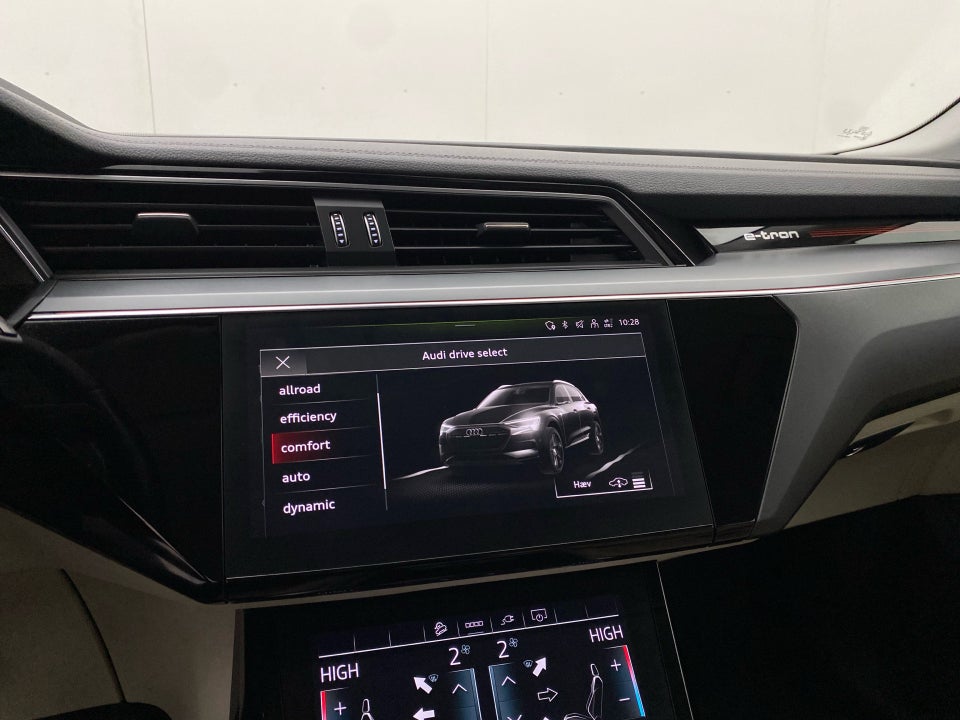 Audi e-tron 50 S-line Prestige quattro 5d
