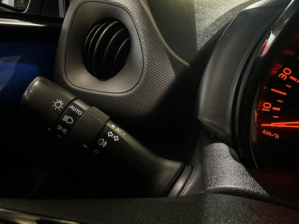 Citroën C1 1,0 VTi Shine 5d