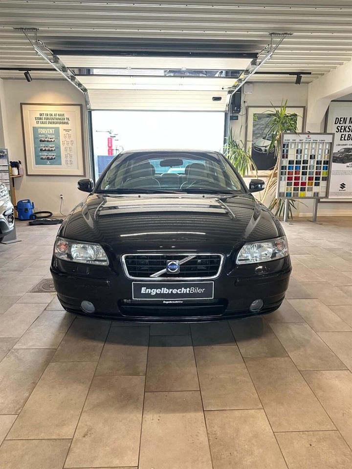 Volvo S60 2,4 140 aut. 4d